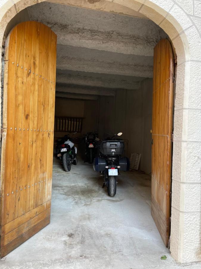 Studio Familial Maison De L'Eglise Du Couvent Нарбон Екстериор снимка
